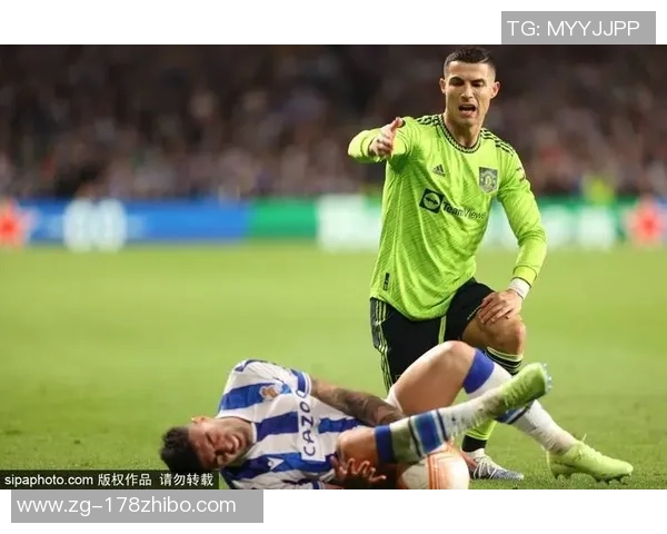 哈德菲尔迎战曼联全力争胜球迷期待精彩对决与精彩进球